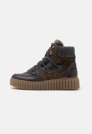 Bottines à plateau - khaki