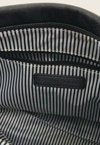 TOM TAILOR GIA - Schoudertas - schwarz black