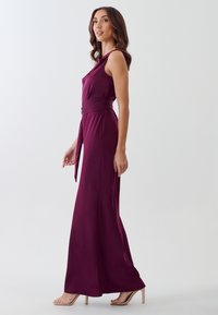TUSSAH MAVIS  - Vestido largo - plum