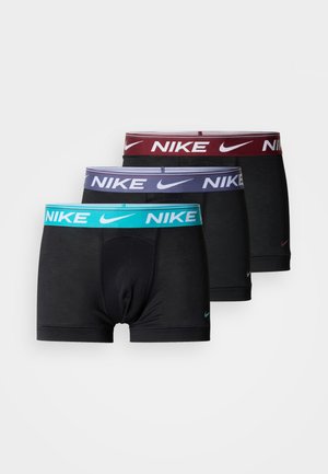 Set de trei boxeri din bumbac negru, cu benzi elastice colorate în albastru, mov și bordo, având logo-urile Nike evidențiate.