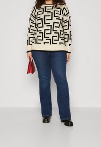 Vero Moda Curve Neule - off-white