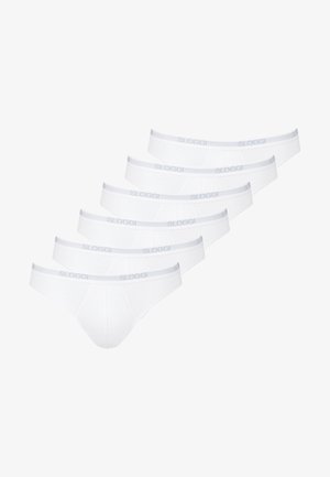 Witte katoenen heren slips, met een zachte elastische tailleband met "SLOGGI" branding. Verpakt per zes met een klassieke slipvorm en een gladde textuur.