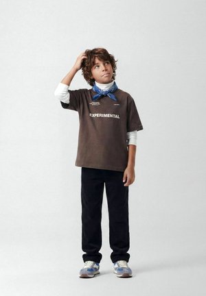 Name it, TROUSERS SKATER FIT CORDUROY - Nohavice - black