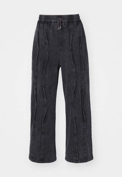 Feng Chen Wang SEAMING UNISEX - Spodnji deli trenirk - gray