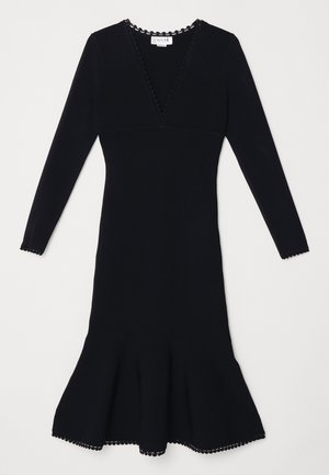 LONG SLEEVE V NECK DRESS - Abito in maglia - black