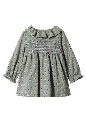 Grünes Langarm-Kleid für Kleinkinder mit weißem Blumenmuster, gerafftem Smock-Ausschnitt auf der Brust sowie Rüschensaum an Kragen und Ärmeln.