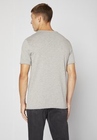 American Vintage SONOMA - Navadna majica - gris chine