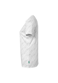 Kortærmet skjorte i hvidt stof med et subtilt diagonalt mønster. Standard pasform med en lige kant og et lille grønt logo mærke på siden.