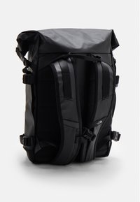 The North Face COMMUTER PACK ROLL TOP UNISEX - Turistinė kuprinė - black
