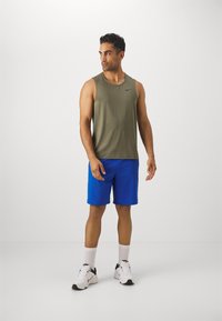 Nike Performance READY - Felső - medium olive/black