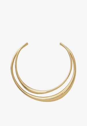 Zlatý kovový náhrdelník ve tvaru obojku s dvěma zakřivenými prameny, které mají hladký, lesklý povrch a malé logo detail na základně.