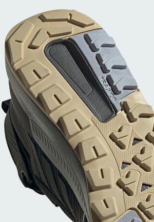 Mountain shoes - black