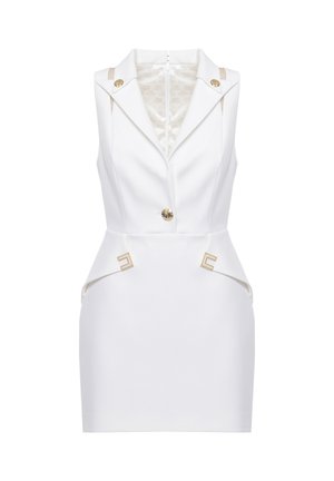 Mini abito bianco senza maniche su misura con colletto a rever, bottoni dorati, dettagli decorativi dorati in vita e silhouette aderente.