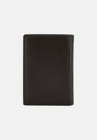 Portefeuille en cuir marron avec une texture lisse, de forme rectangulaire, et le nom de la marque embossé en bas. Design minimaliste, sans matériel visible.