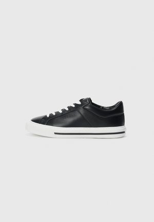 Baskets basses - nero