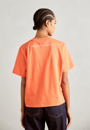 Marc O'Polo DENIM SHORTSLEEVE ROUNDNECK LOOSE FIT - T-Shirt print ...