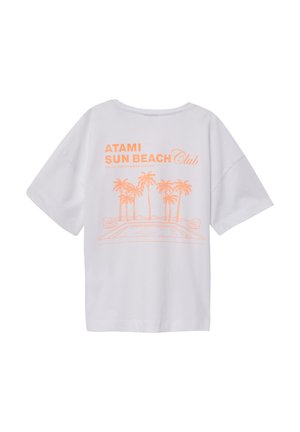 Biała bawełniana koszulka z oversize'owym krojem, z jasnopomarańczową grafiką palm, basenu oraz napisem "ATAMI SUN BEACH Club."