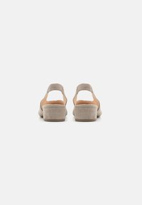 Gabor Pumps - beige