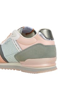 Pepe Jeans LONDON JELLY  - Sneakers laag - peach orange