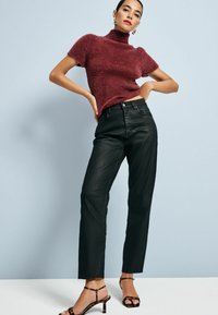 Next STRAIGHT - Blugi drepți - black coated