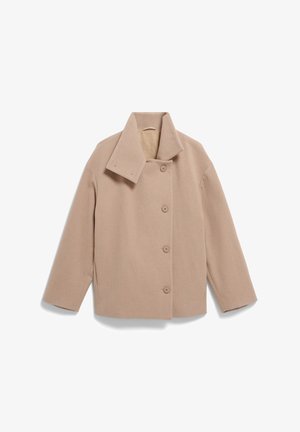 Beige wollen blazer met een brede kraag, sluiting met knopen aan de voorkant en lange mouwen. Heeft een boxy silhouet en zachte textuur.