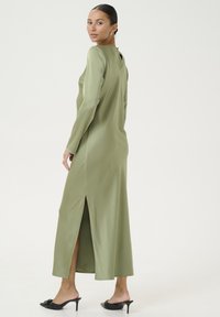 Kaffe HILL - Maxikleid - oil green