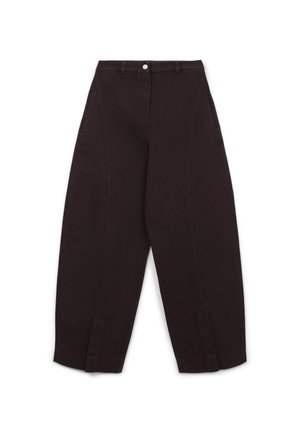 Pantaloni neri a gamba larga realizzati in tessuto robusto con vita alta, caratterizzati da cuciture frontali e orli puliti. Senza motivi o dettagli visibili.