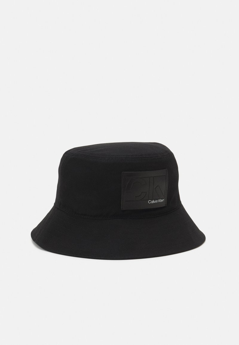 Calvin Klein REIMAGINED LOGO BUCKET UNISEX - Chapeau - black