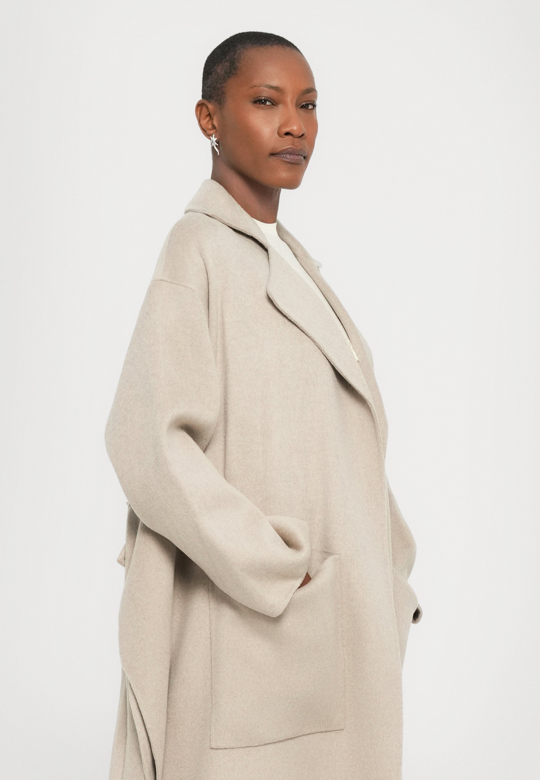 Nanushka SALIMA OUTERWEAR - Classic coat - stone/taupe - Zalando.co.uk