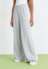 adidas Originals PANT - Tepláky - medium grey heather