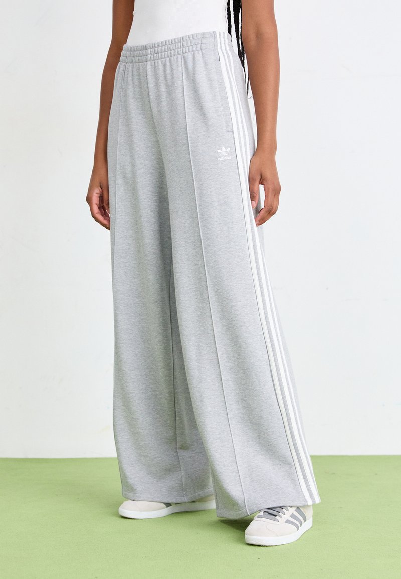 adidas Originals PANT - Tepláky - medium grey heather