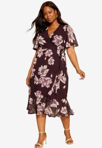 Curves Like These FLUTTER SLEEVE MIDI REGULAR FIT - Vapaa-ajan mekko - red