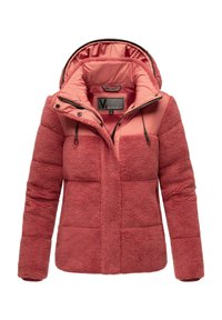 Giacca con cappuccio foderata in pile di colore corallo, con una combinazione di trame soffici e lisce, dotata di chiusura a zip e coulisse regolabile.
