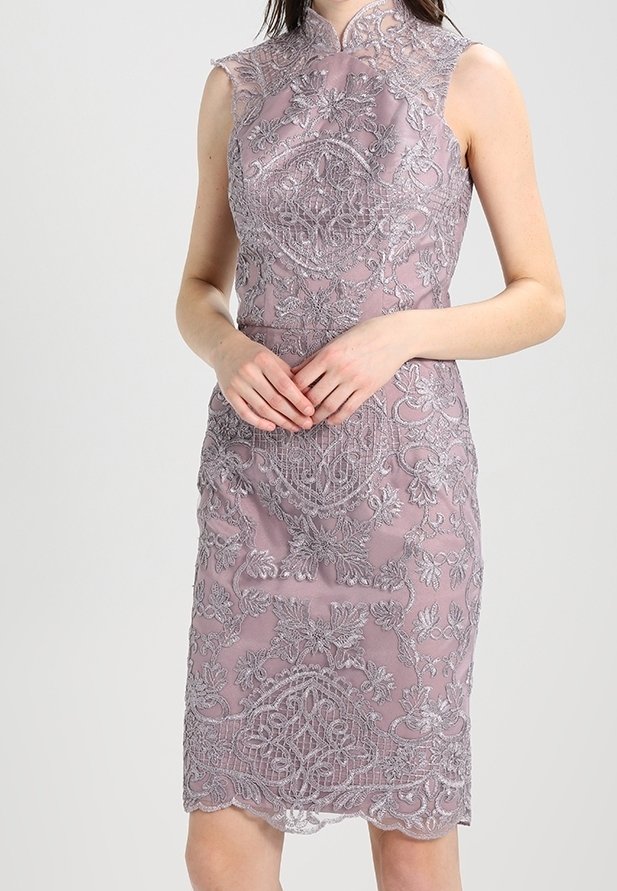Chi Chi London Juhlamekko - light pink