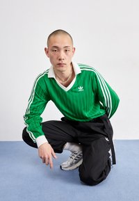 adidas Originals Polo - green