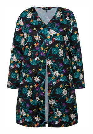 Sweter kardigan w kwiatowy wzór na czarnym tle, z jaskrawymi zielonymi, fioletowymi i żółtymi kwiatami. Projekt z dekoltem w serek i zapięciem na guziki. Długie rękawy.