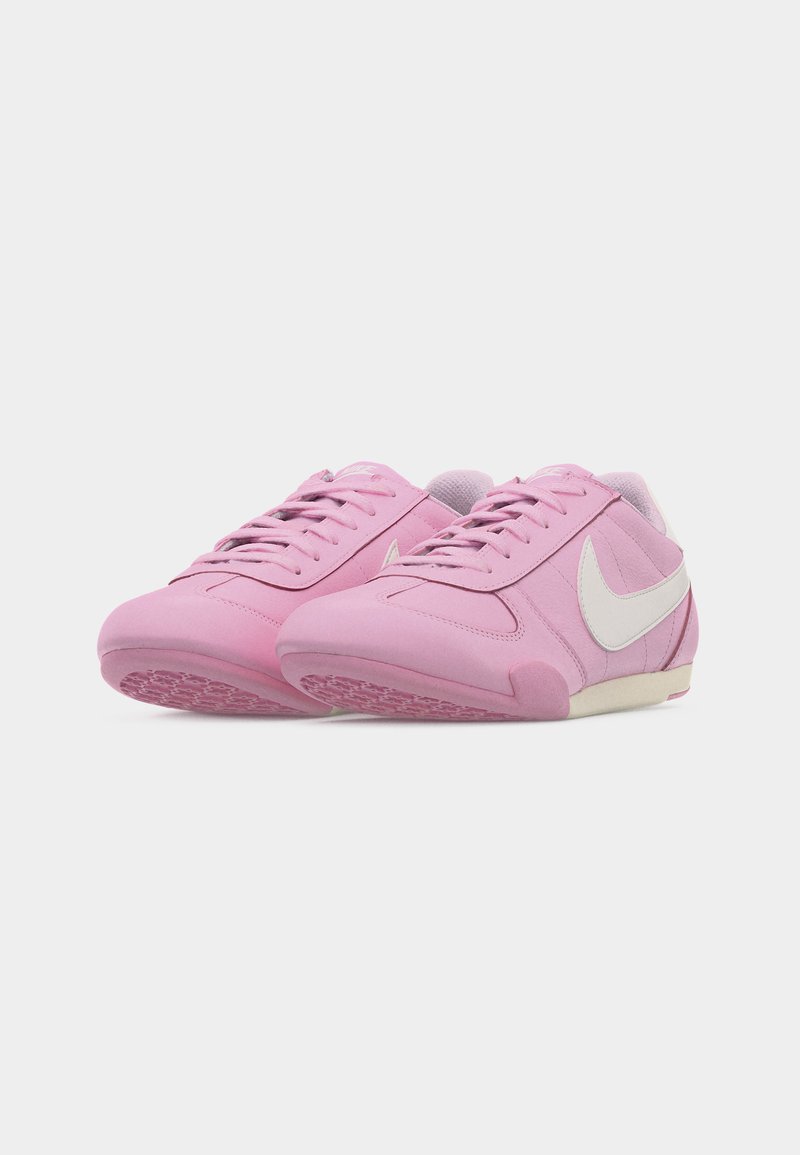 Nike Sportswear SPRINT SISTER 2026 - Tenisky - pink foam/sail