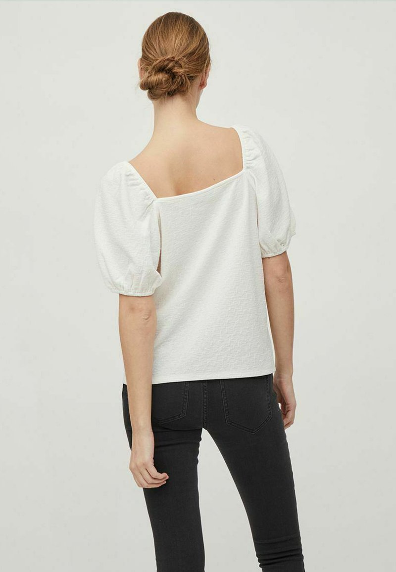 Damen T-Shirts | Vila KARREEAUSSCHNITT Bluse cloud dancer/offwhite - JR47102 Damen T-Shirts | Vila KARREEAUSSCHNITT Bluse cloud dancer/offwhite - JR47102