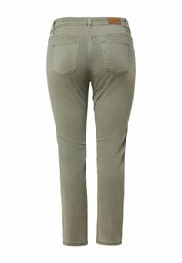 s.Oliver MID RISE - Jeans fuselé - salbeigrün