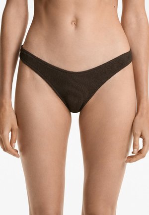 Bruna strukturerade bikiniunderdelar med låg midja, som har breda sidband för komfort och minimal täckning.