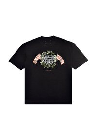 Sort bomulds T-shirt med et grafisk design med en laurbærkrans, ternede flag og teksten "PAS DE MONACO" i midten.