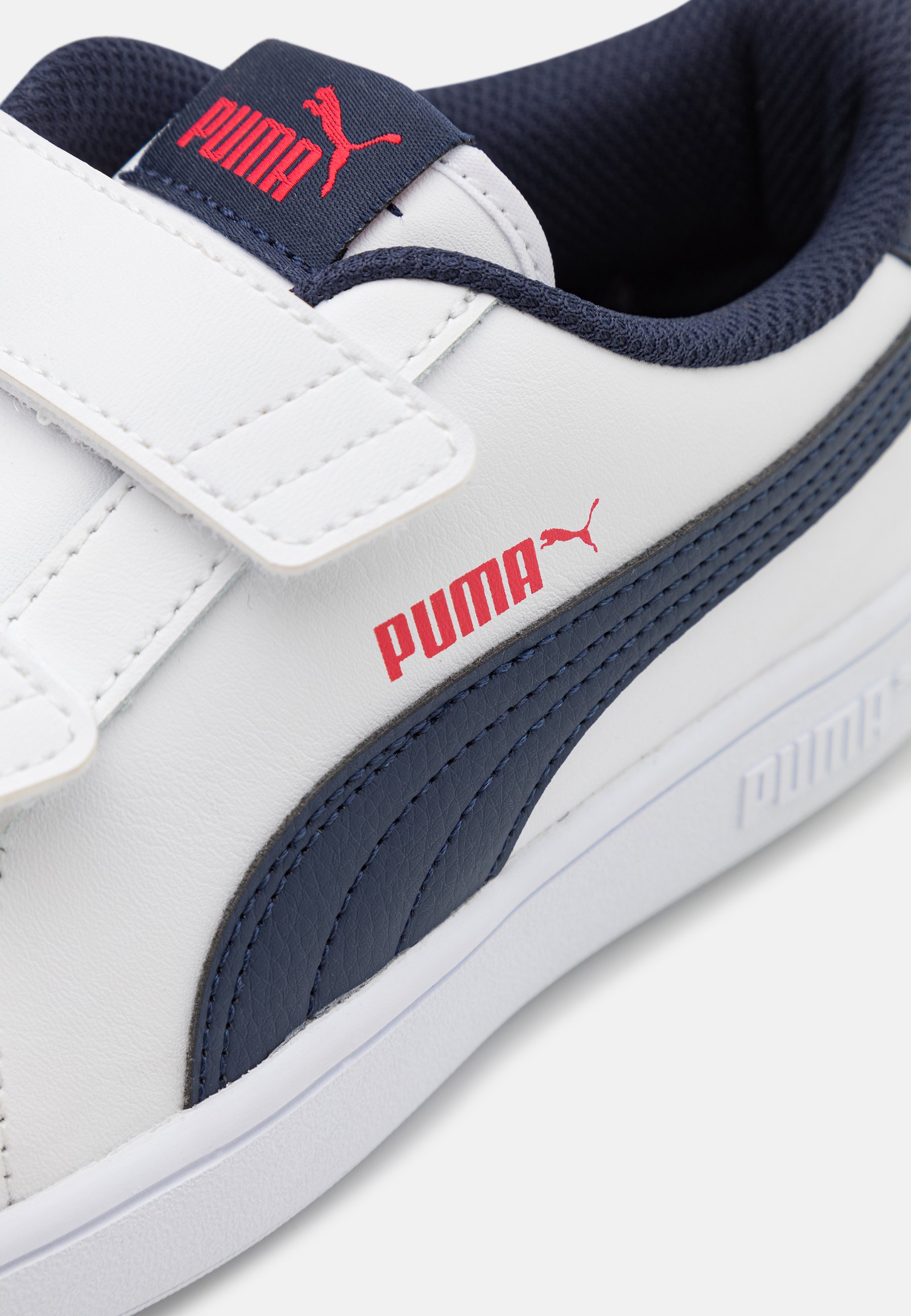 Puma Sneakers 'Smash V2' Girl Size 12