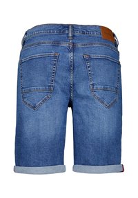 Blå denimshorts med optrukne manchetter, to baglommer, bæltestropper og et brunt lædermærke med mærke på linningen.