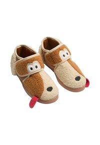 Zapatos tipo slip-on color marrón y crema con diseño de perro, que presentan una textura esponjosa, ojos grandes y un detalle de lengua roja. Suela de goma.