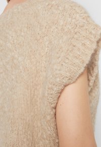 Lovechild Strickpullover - beige