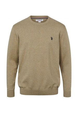 Beige crewneck trui gemaakt van zacht gebreid materiaal, met een klein zwart logo op de linkerkant van de borst en geribde manchetten en zoom.