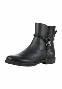 Bottine noire en cuir avec un bout arrondi, une sangle latérale stylée, des accents métalliques et des clous sur le talon. Semelle en caoutchouc plate.