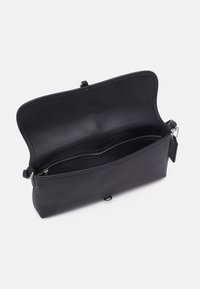 COACH HAMPTONS BAG - Kézitáska - black