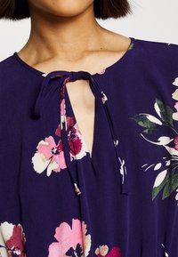 Vero Moda Petite VMSHILAH NAJA - Φόρεμα ημέρας - lilac