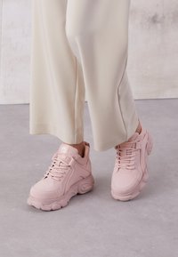 Não selecionado, rose 